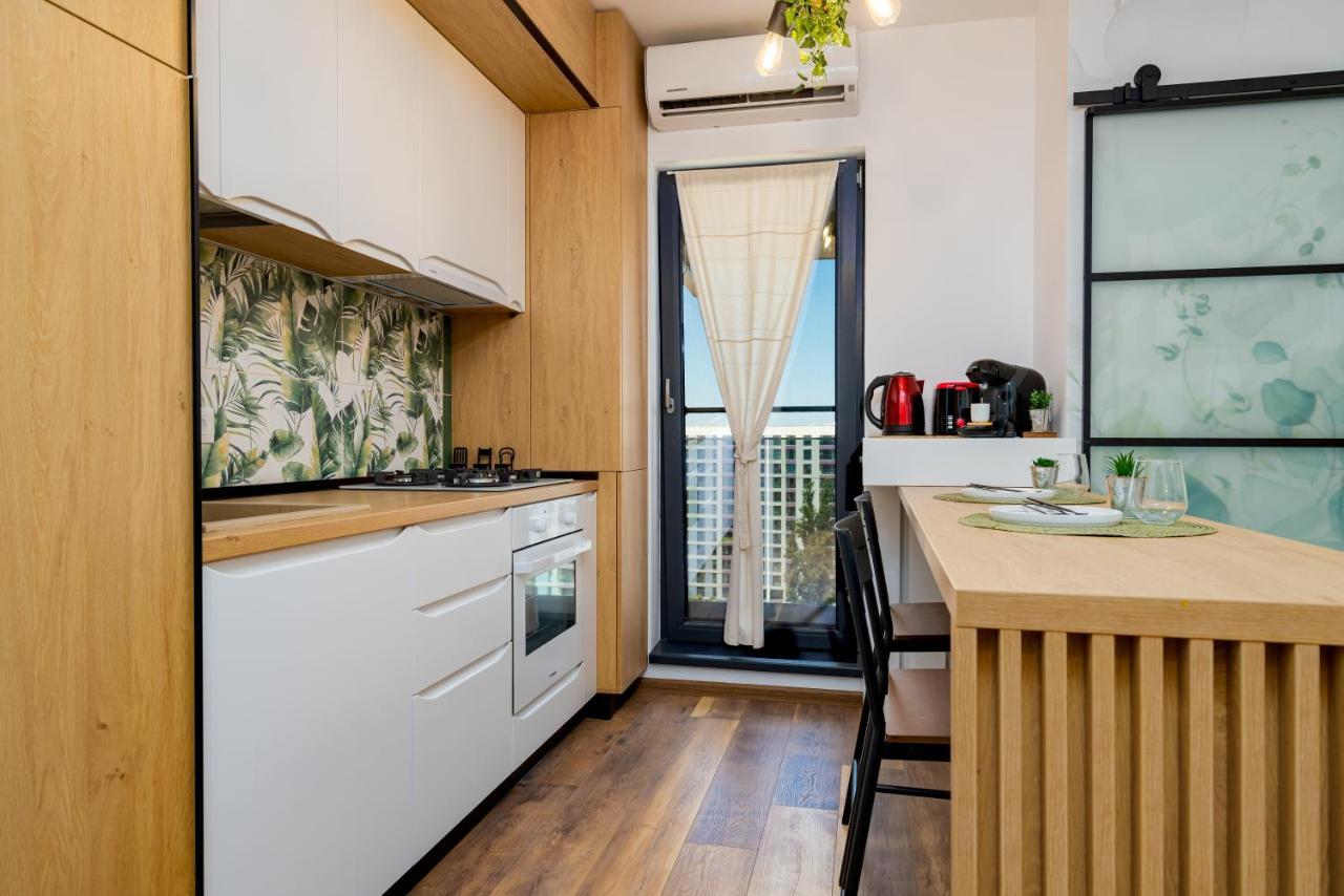 Botanic Nest Panoramic Studio Bucarest Exterior foto