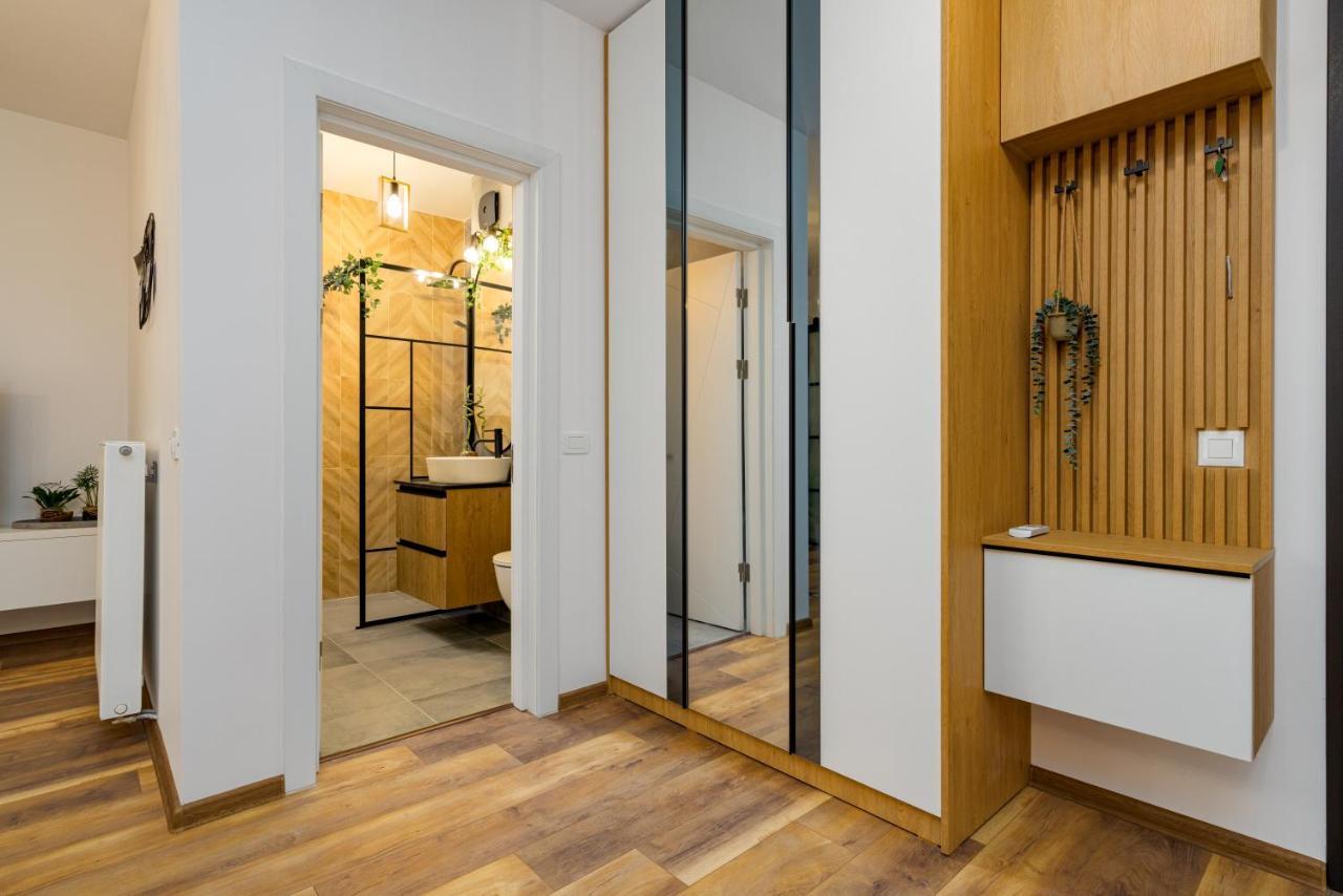 Botanic Nest Panoramic Studio Bucarest Exterior foto
