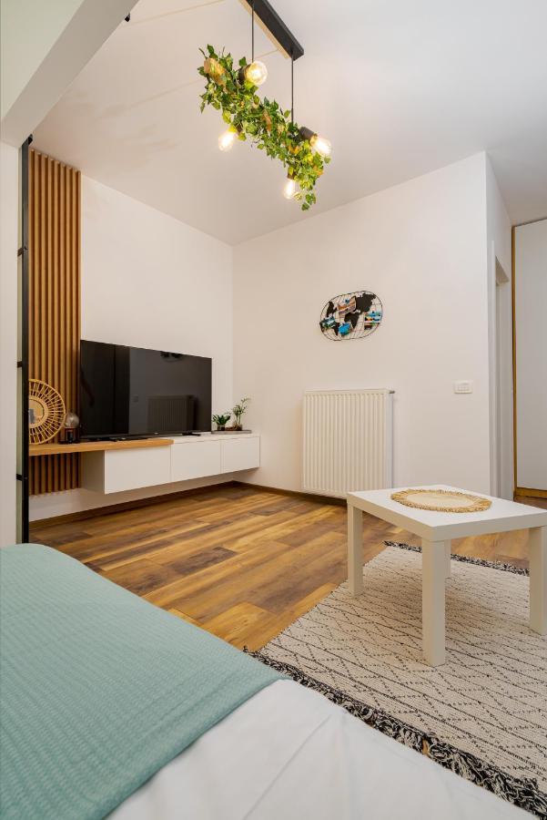 Botanic Nest Panoramic Studio Bucarest Exterior foto